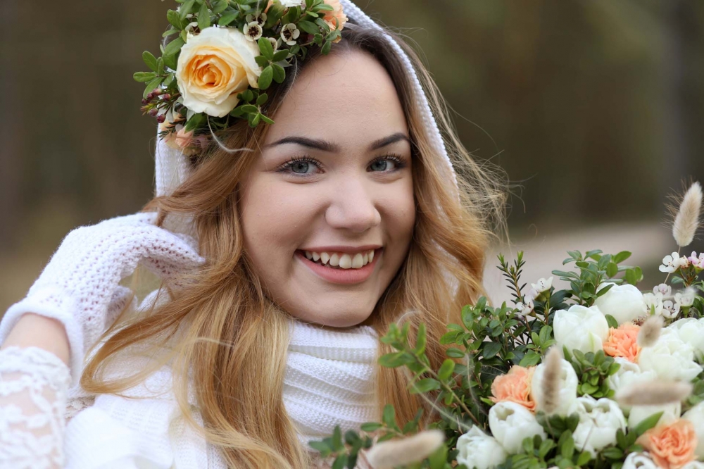 Kiitos upealle mallimorsiamelle Fanny Passojalle ja Mom’s Gardenille kauniista kukista. Valokuvat Malena Haglund