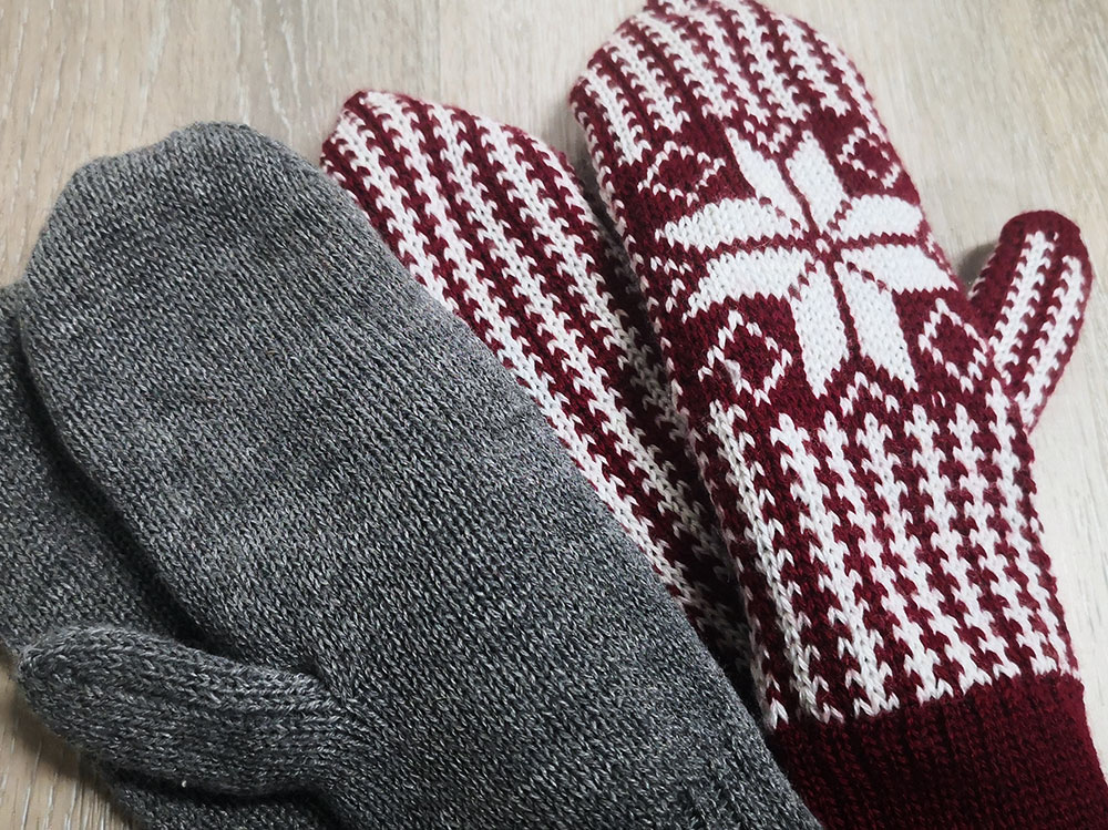 We manufacture mittens through industrial production with customization, flexibility, speed, and reasonable pricing.